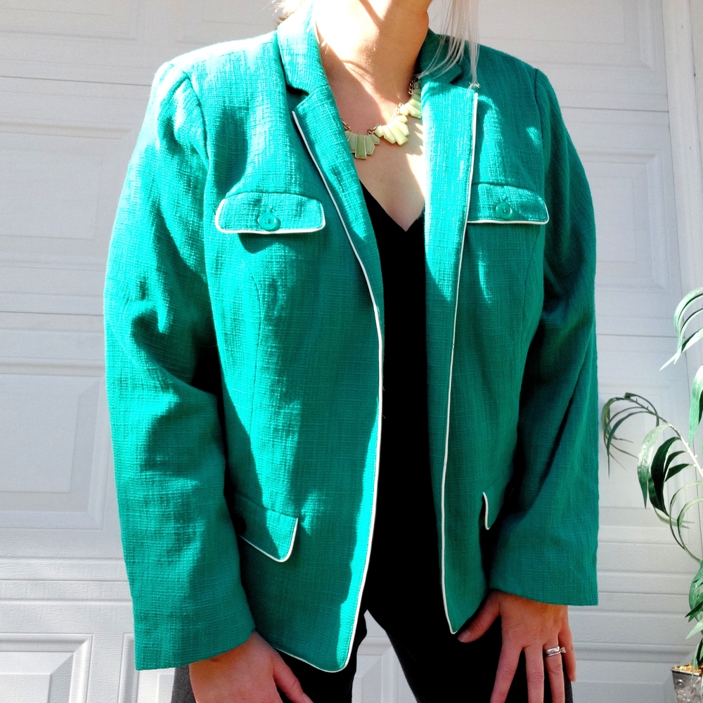 Coldwater Creek Cotton Open Front Green Blazer with White Trim NWT